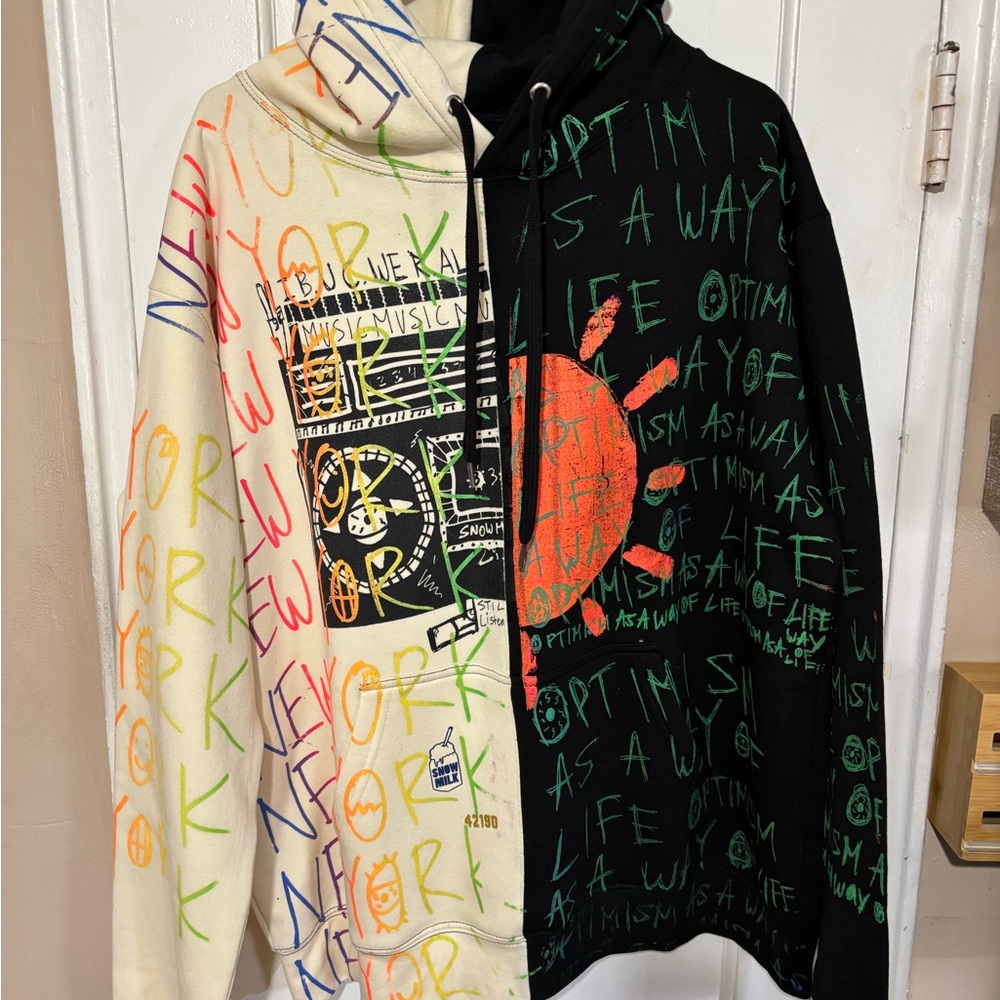 SNOW MILK number 42190 Colorful Graphic Hoodie MENS.